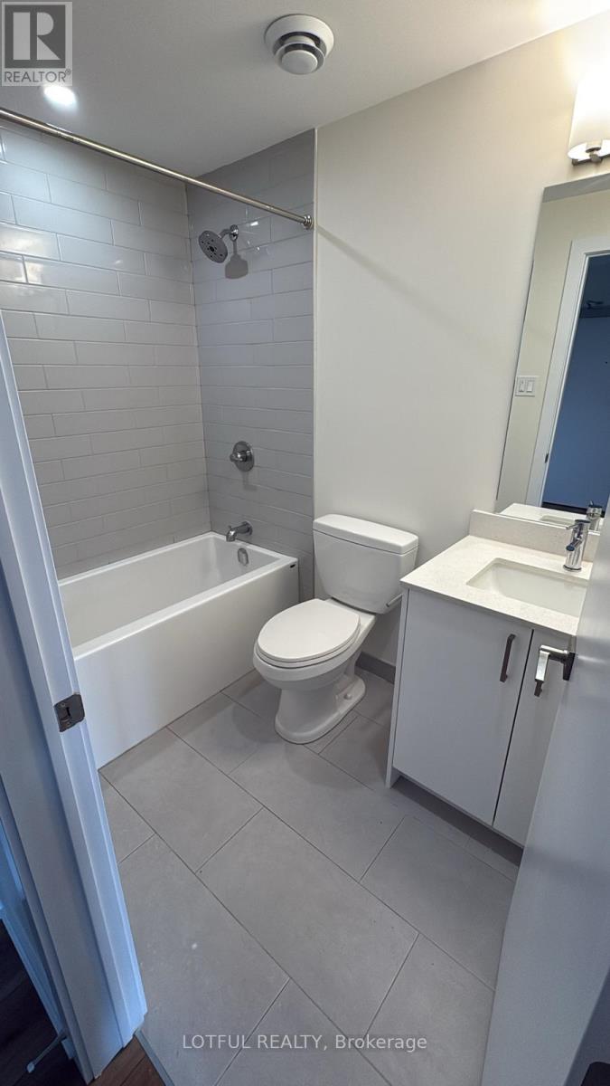 Photo 7 of 203 630 Churchill Avenue N, Ottawa ON