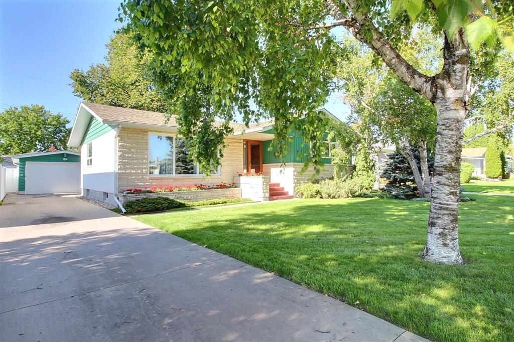 Photo 14 of 8 Kirkwall Crescent, Winnipeg MB