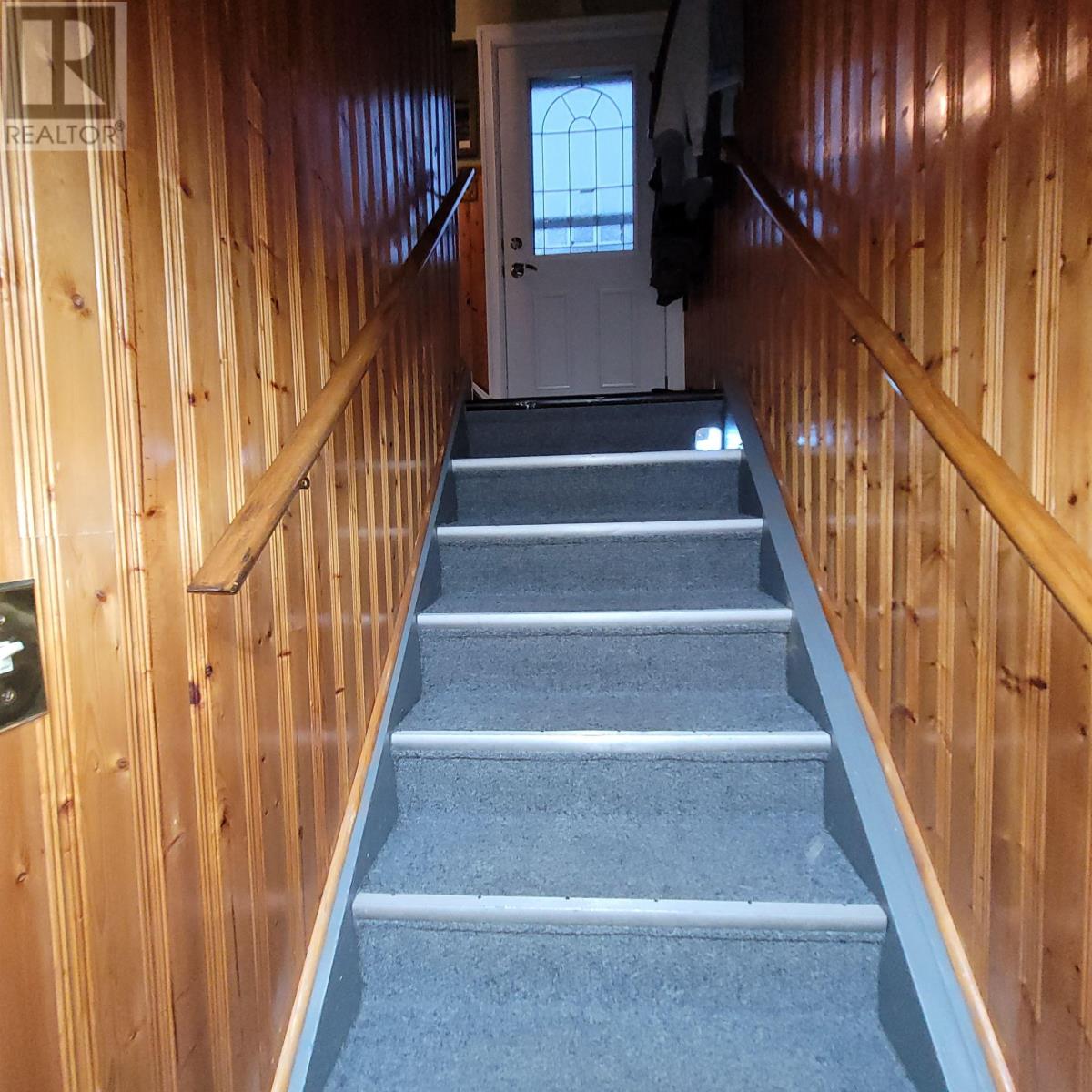Photo 9 of 25 Manitou Road, Manitouwadge ON