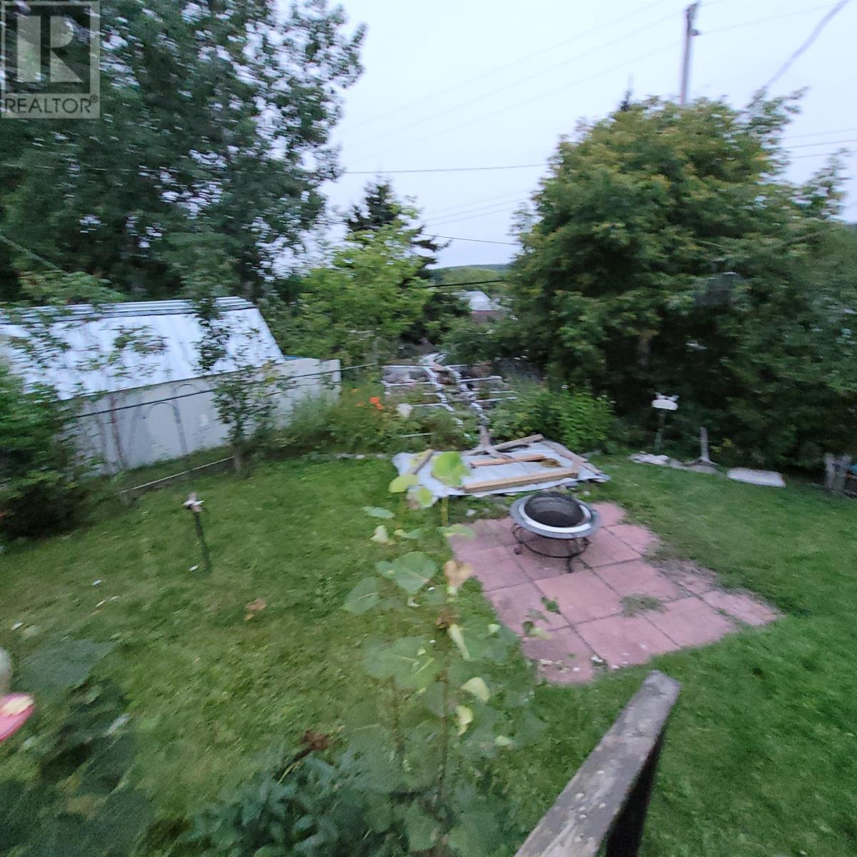 Photo 16 of 25 Manitou Road, Manitouwadge ON