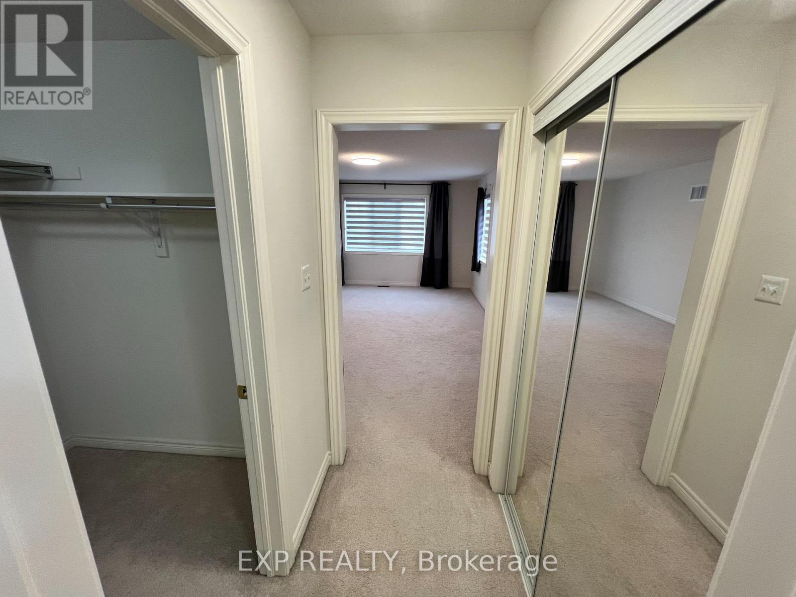 Photo 21 of 1223 Atkins Drive, Newmarket ON