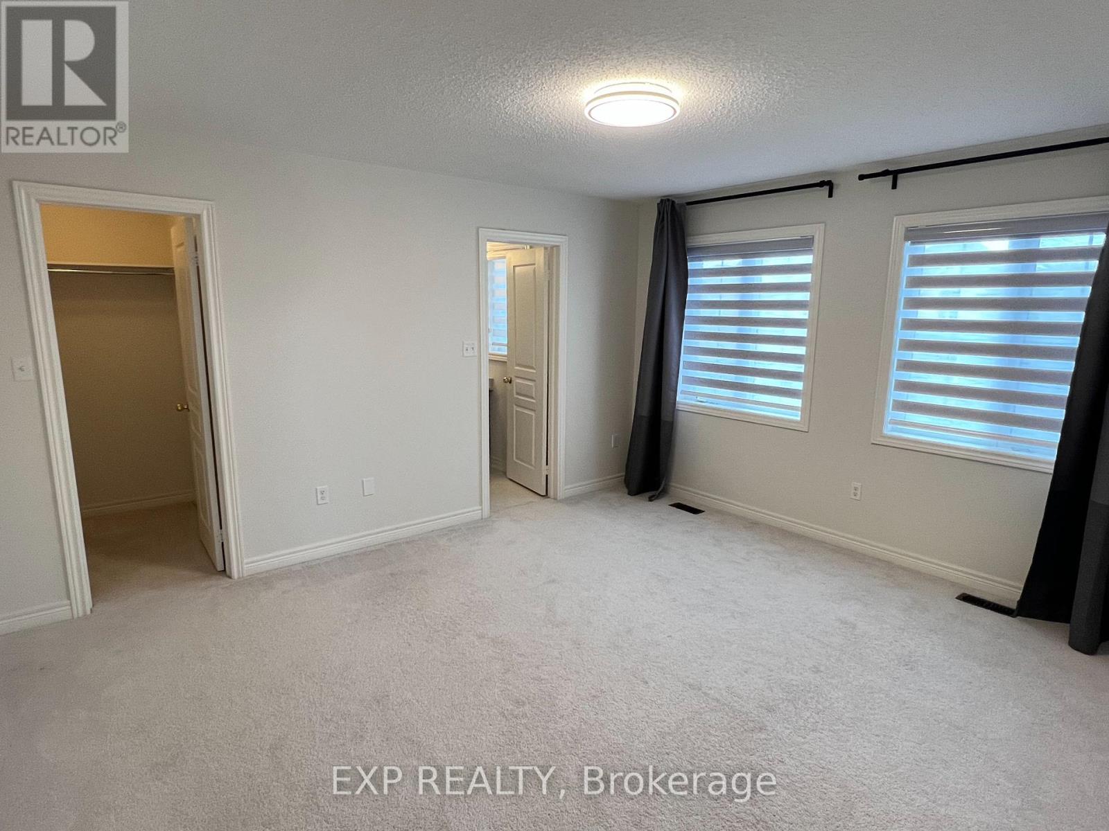 Photo 12 of 1223 Atkins Drive, Newmarket ON