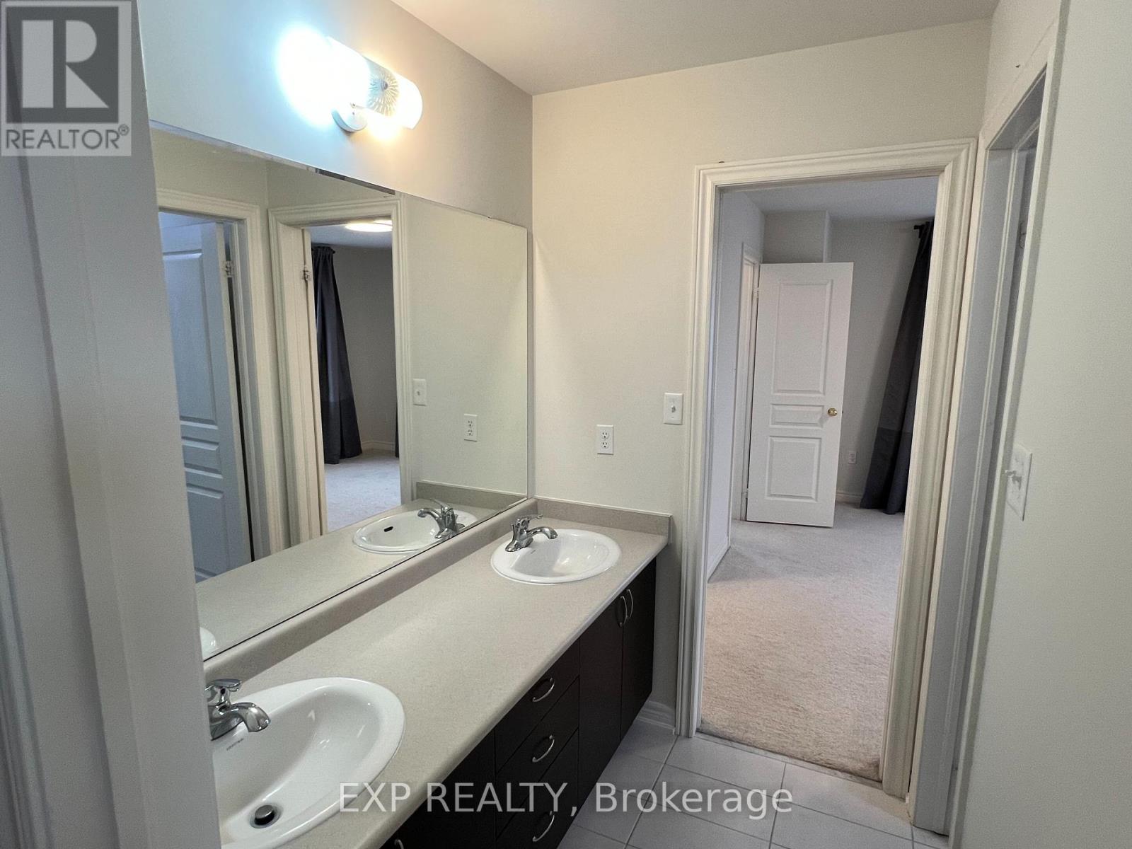 Photo 9 of 1223 Atkins Drive, Newmarket ON