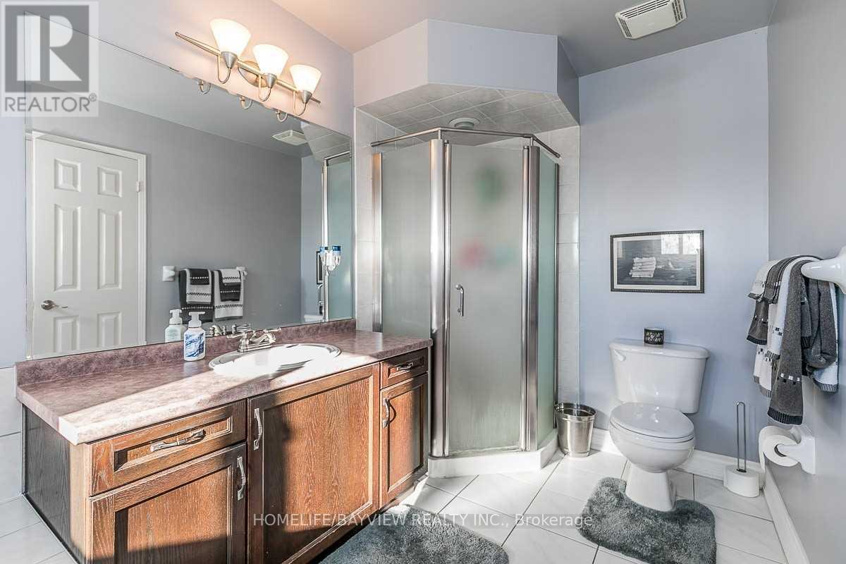 Photo 15 of Main 644 Mcbean Avenue, Newmarket ON