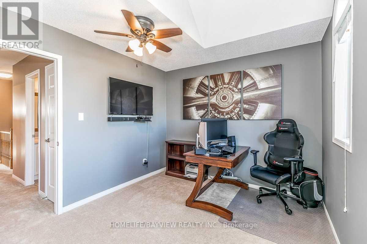 Photo 16 of Main 644 Mcbean Avenue, Newmarket ON