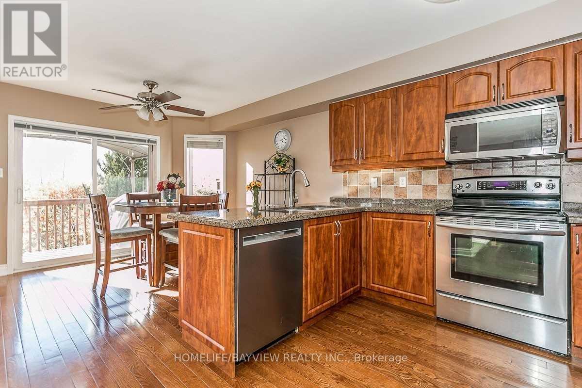 Photo 14 of Main 644 Mcbean Avenue, Newmarket ON