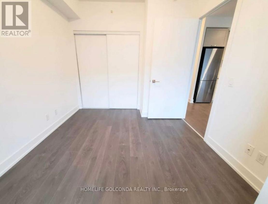 Photo 5 of 532 E 278 Buchanan Drive, Markham ON