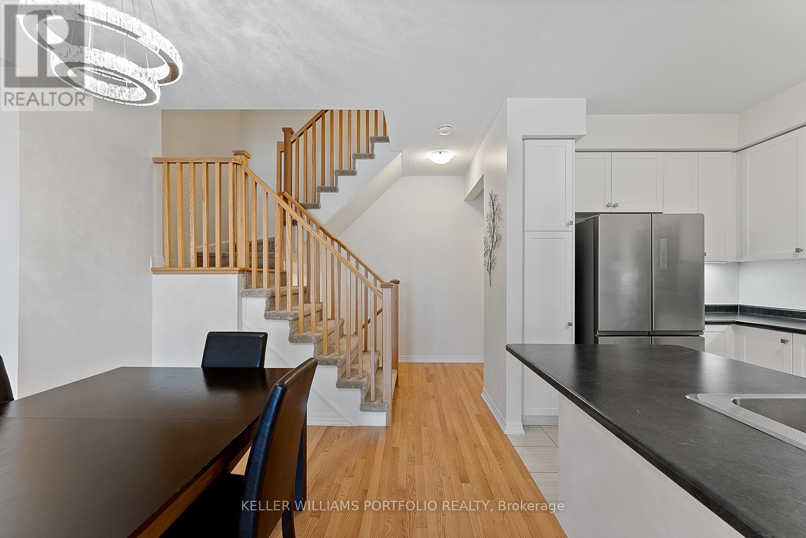 Photo 21 of 137 Bravo Lane, Newmarket ON