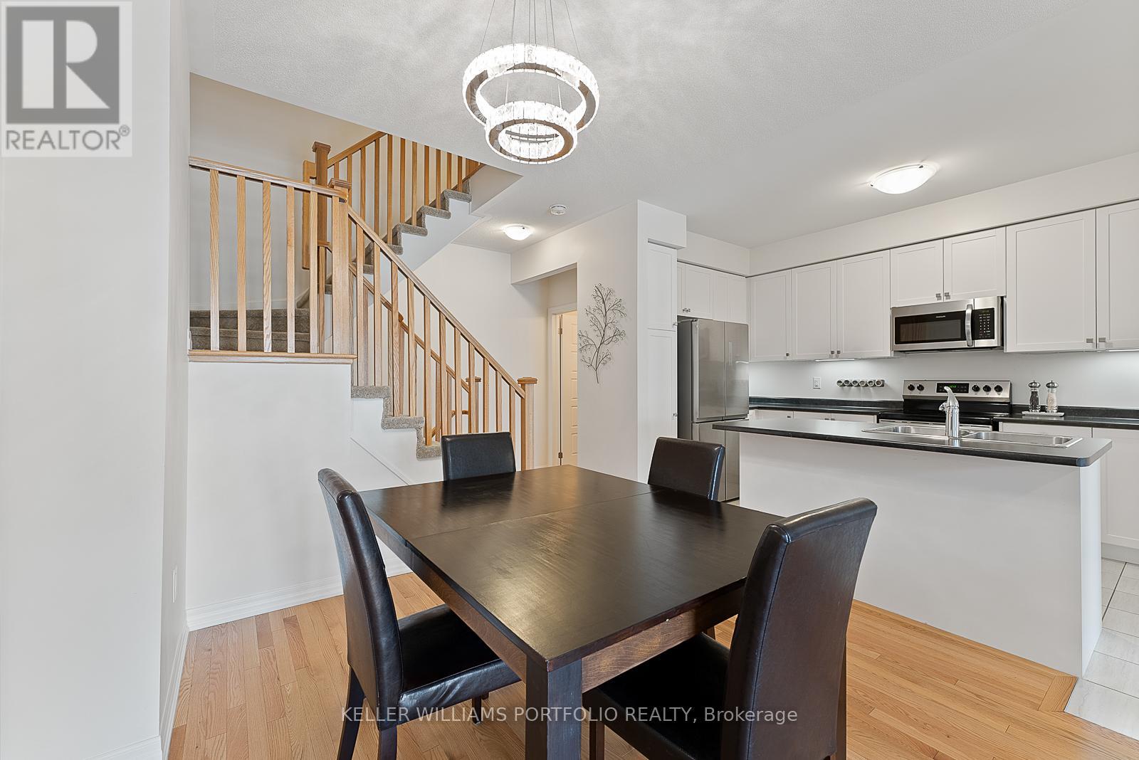 Photo 16 of 137 Bravo Lane, Newmarket ON