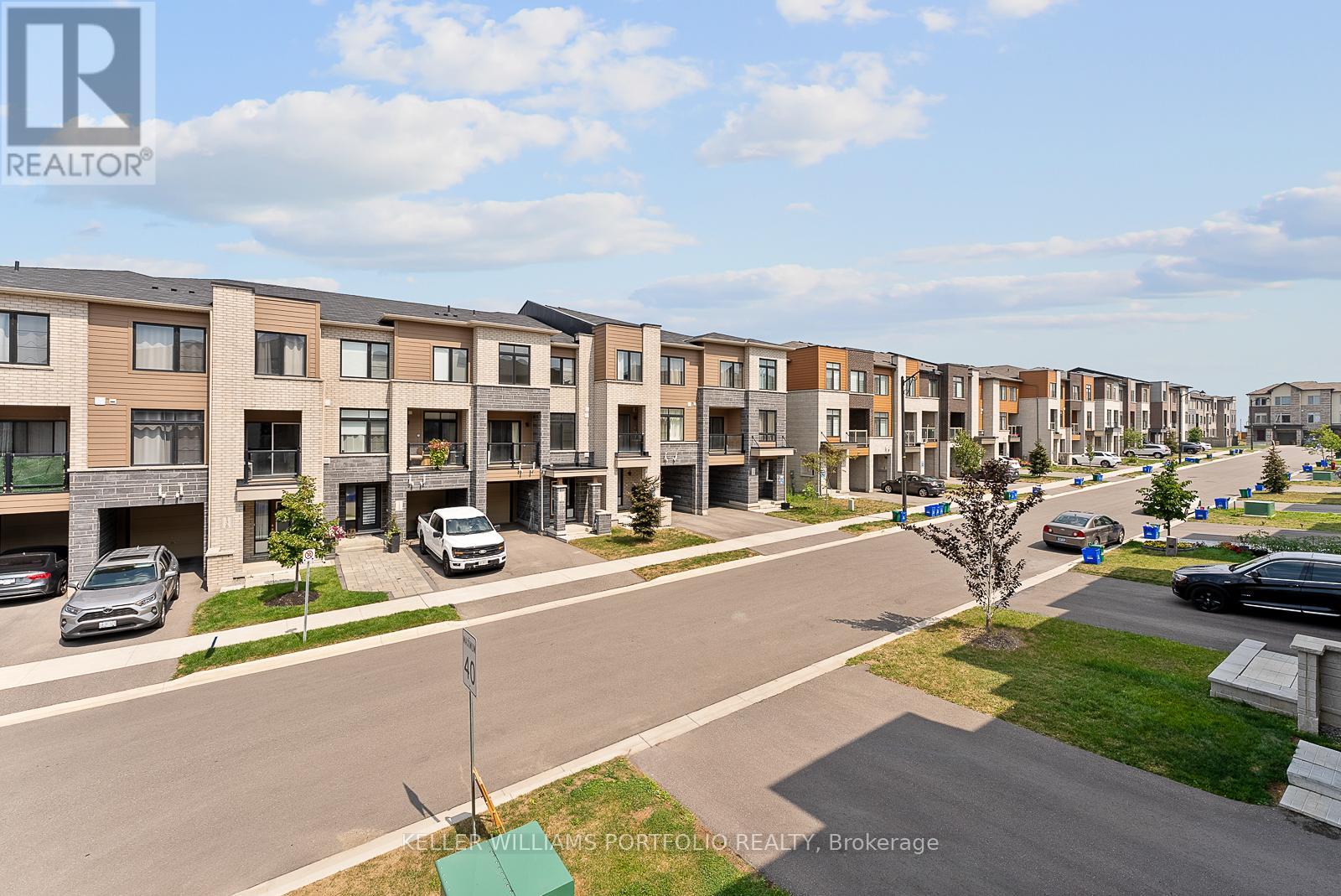 Photo 30 of 137 Bravo Lane, Newmarket ON