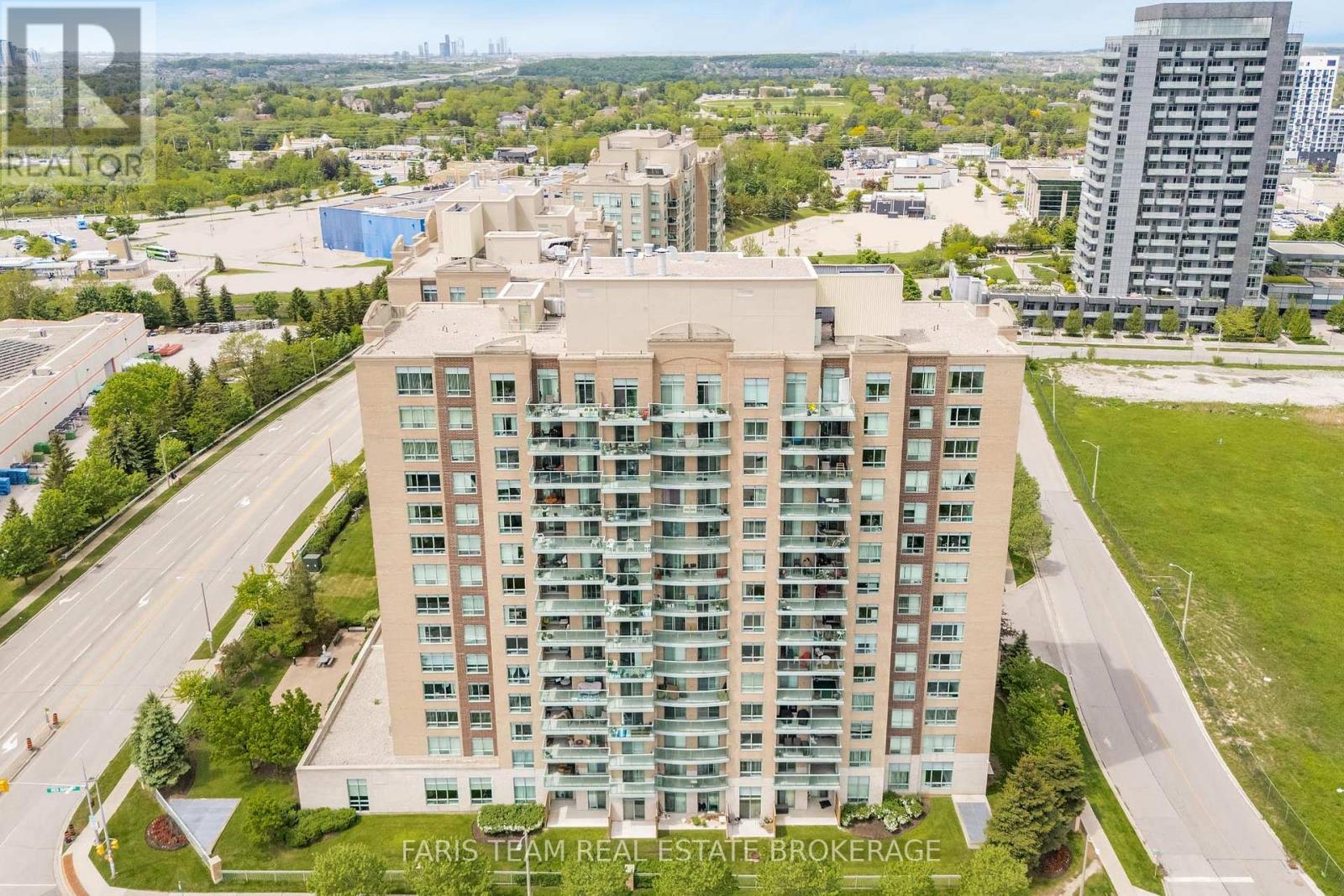 Photo 30 of 407 11 Oneida Crescent, Richmond Hill ON