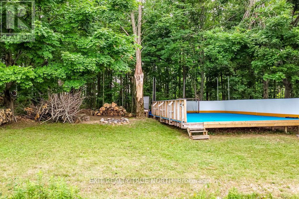 Photo 44 of 24 Ironwood Trail, Oromedonte ON