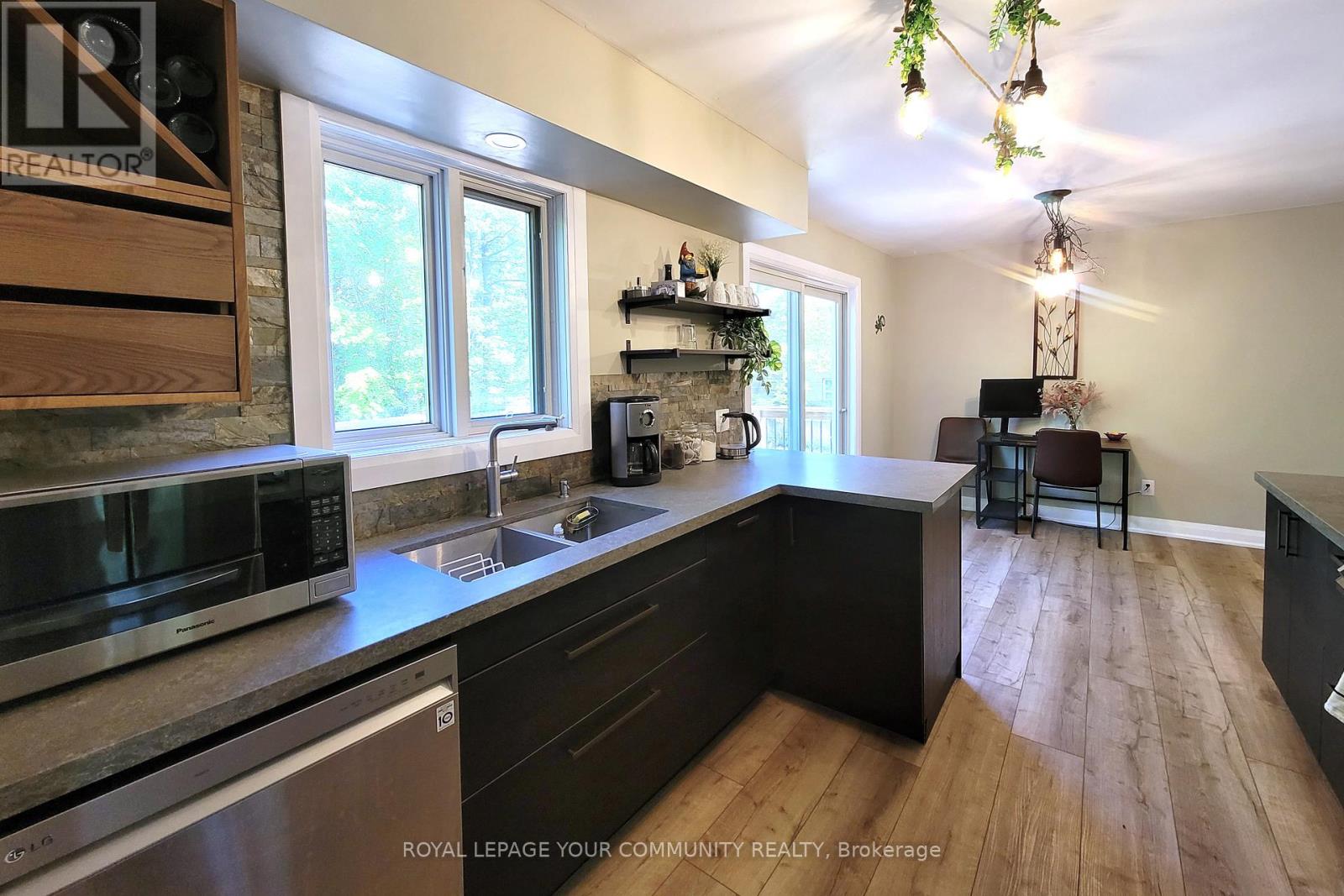 Photo 21 of 1138 Siesta Drive, Tiny ON