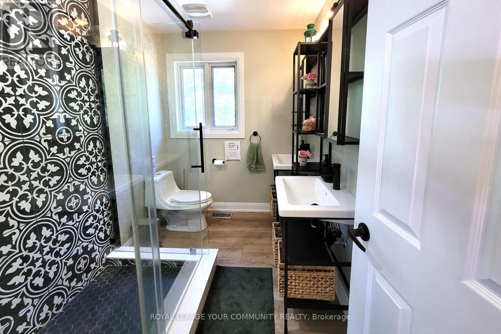 Photo 4 of 1138 Siesta Drive, Tiny ON