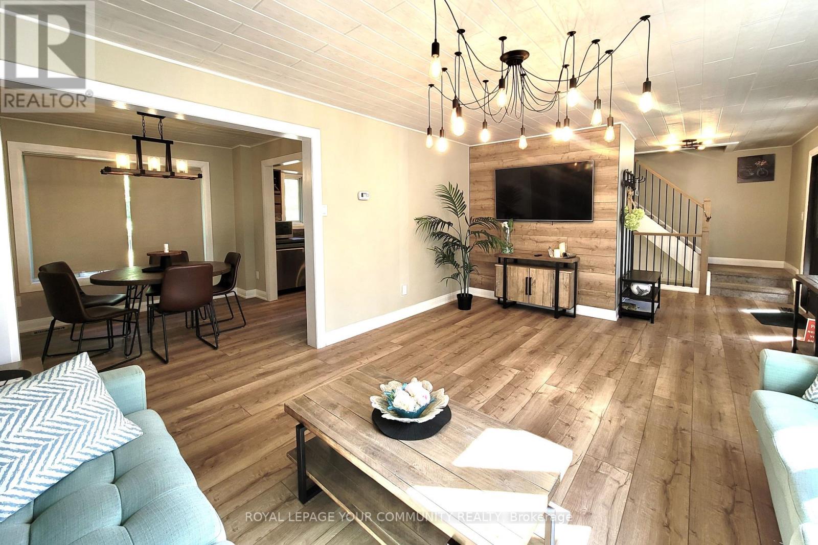 Photo 8 of 1138 Siesta Drive, Tiny ON