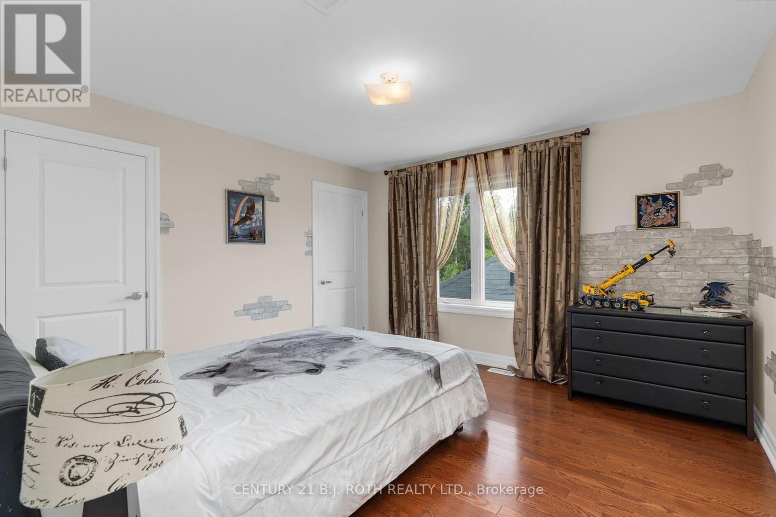 Photo 44 of 107 Allegra Drive, Wasaga Beach ON