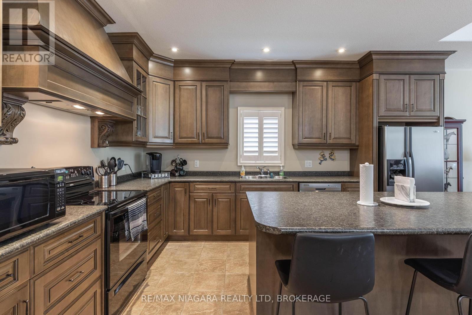 Photo 16 of 2501 Claude Avenue, Niagara Falls ON