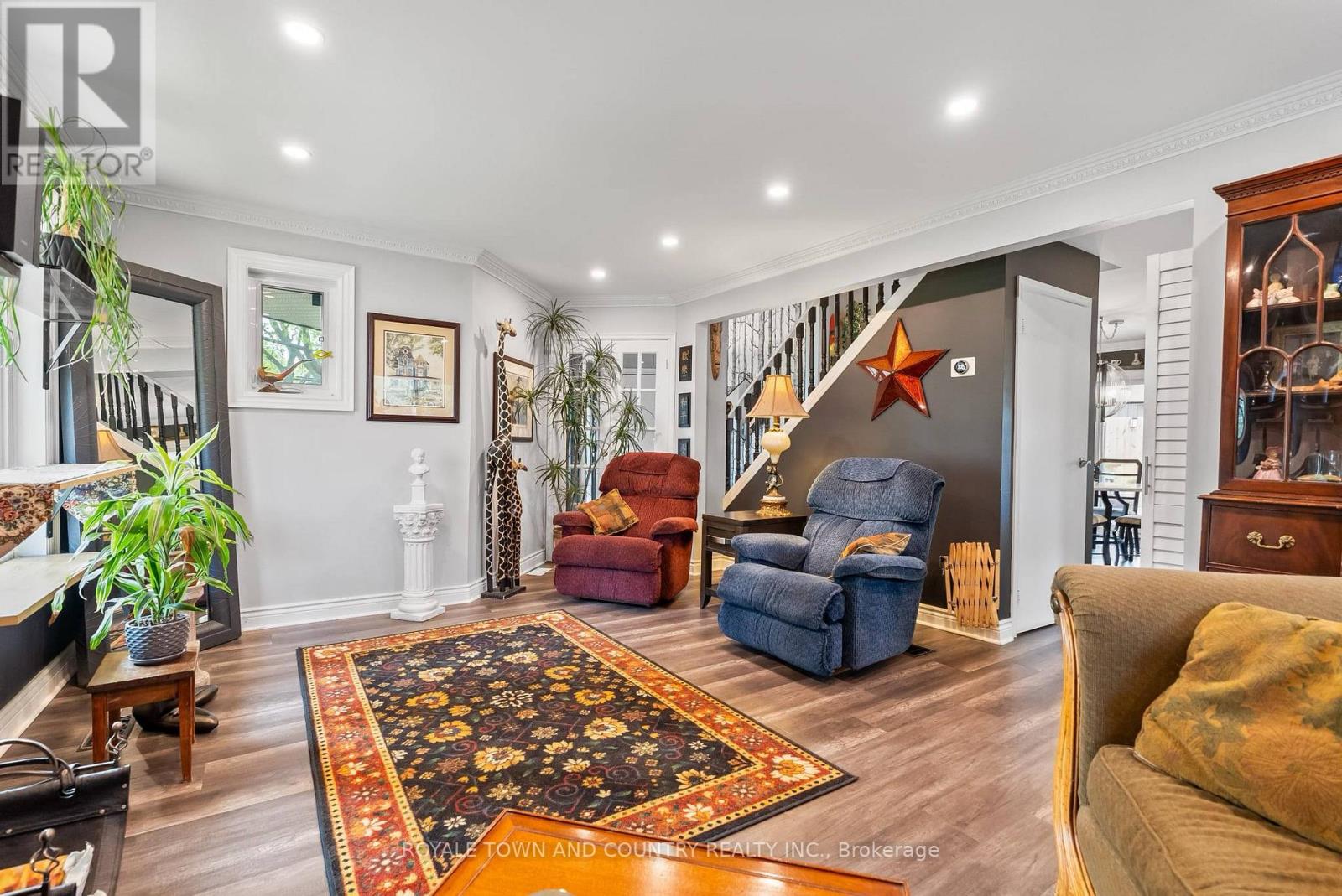 Photo 23 of 5090 Baldwin Street S, Whitby ON