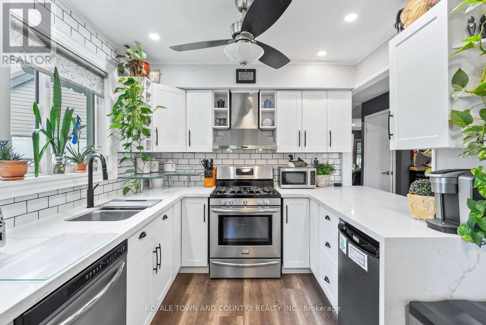 Photo 37 of 5090 Baldwin Street S, Whitby ON