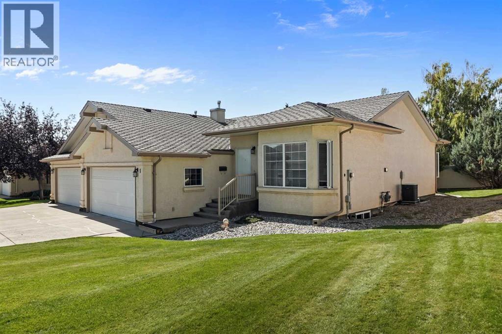 Photo 6 of 1 240 Heritage Boulevard W, Lethbridge AB