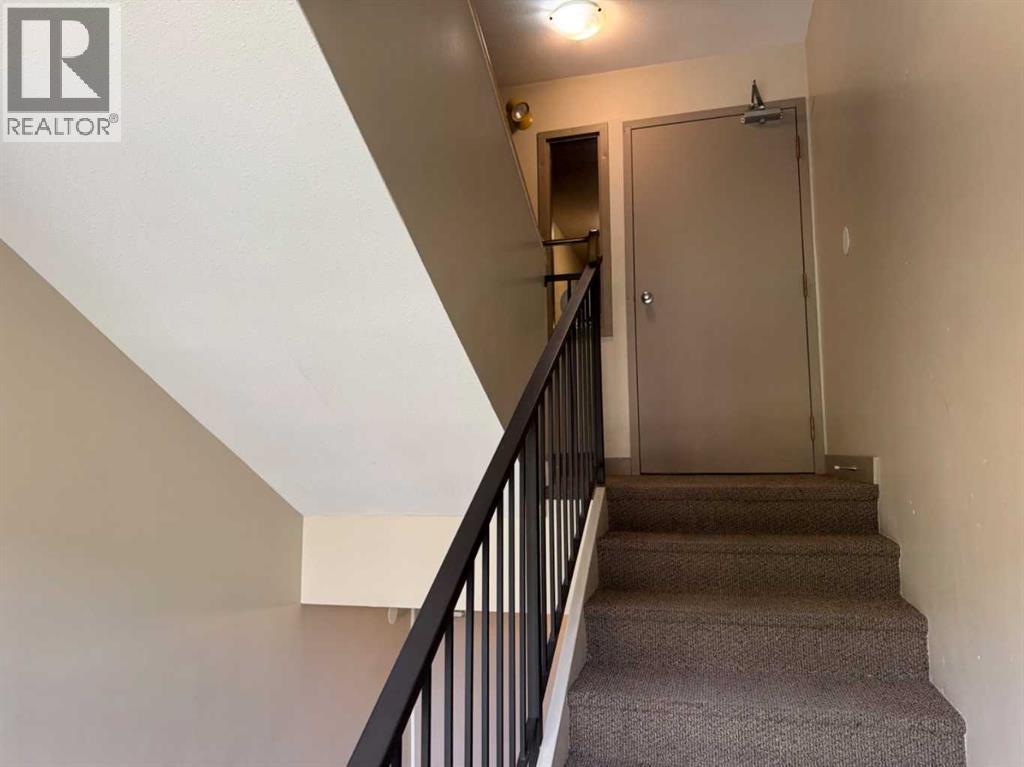 Photo 6 of 15 3440 23 Avenue S, Lethbridge AB