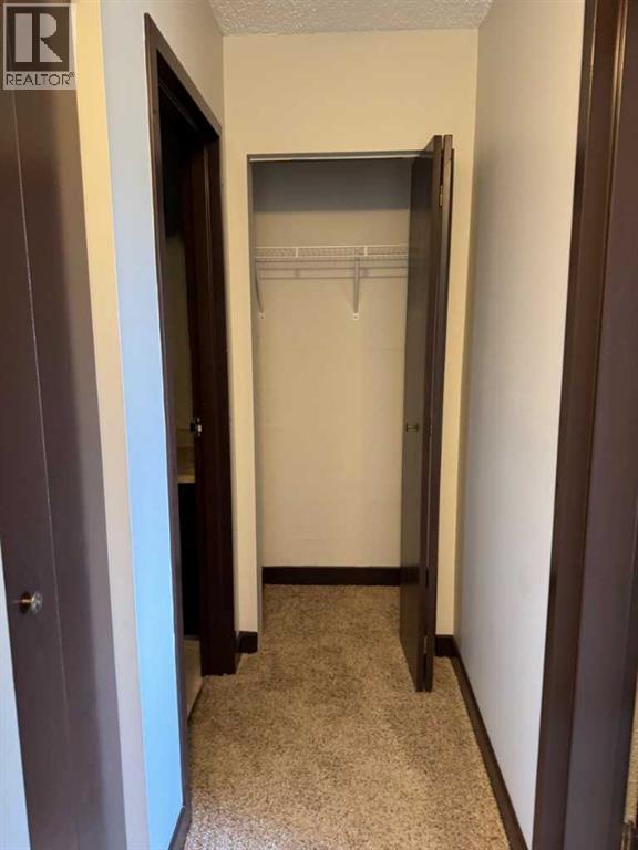 Photo 11 of 15 3440 23 Avenue S, Lethbridge AB