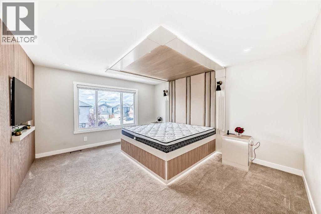 117 Saddlecrest Crescent NE, Calgary, Alberta