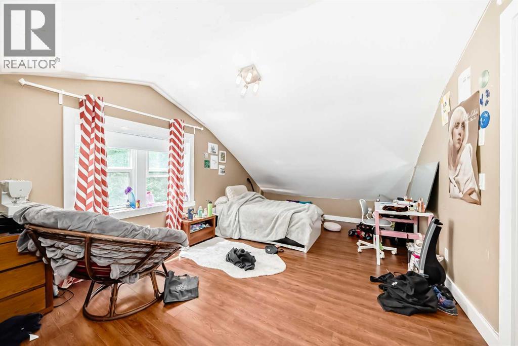 Photo 8 of 116 9 Avenue Ne, Calgary AB