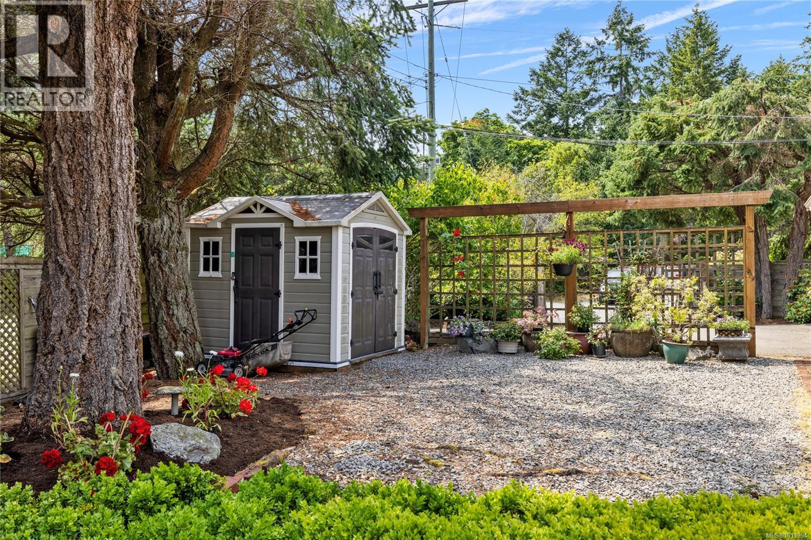 Photo 17 of 3022 Park Pl, Nanoose Bay BC