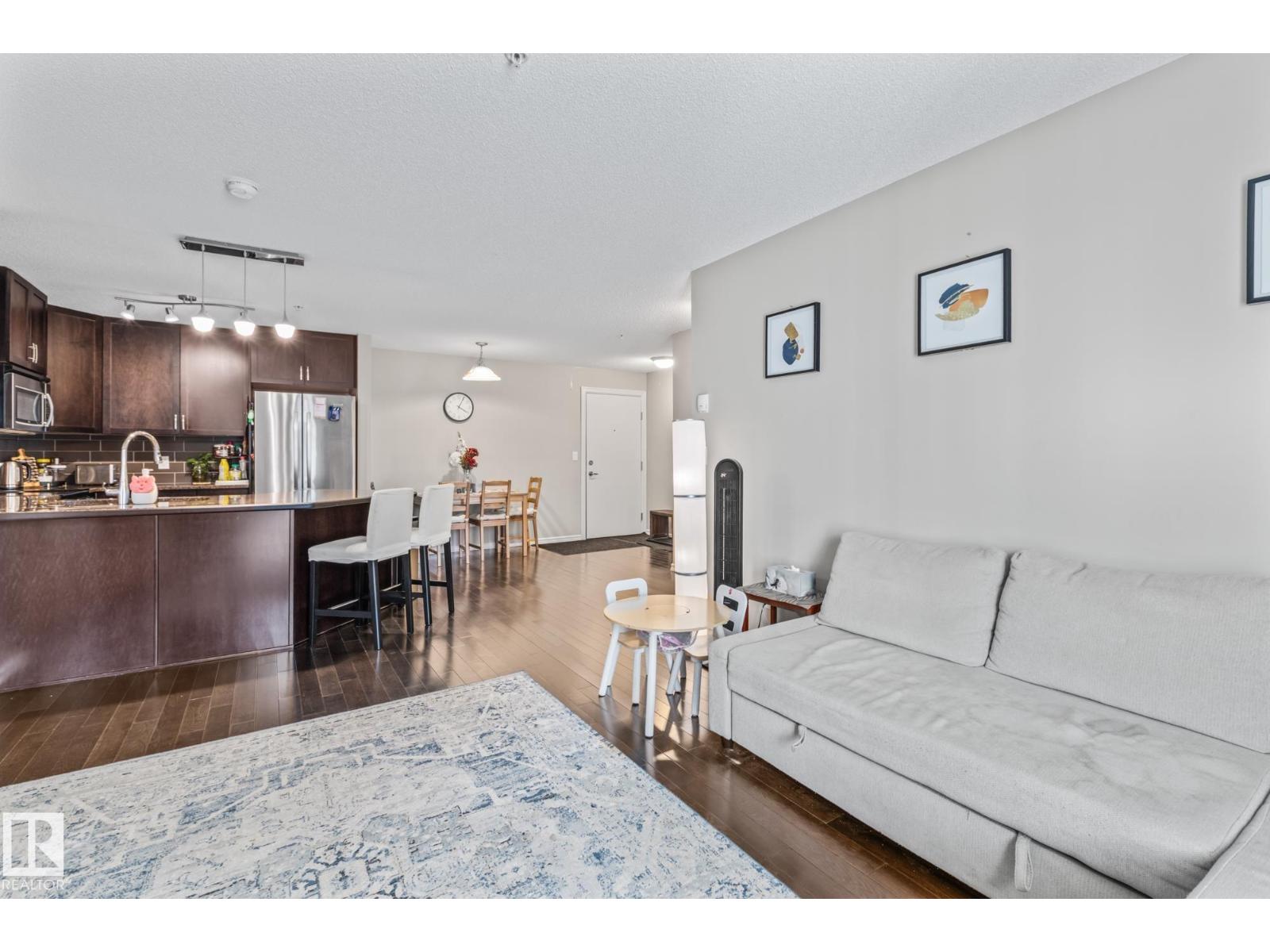 Photo 13 of 208 2204 44 Av Nw, Edmonton AB