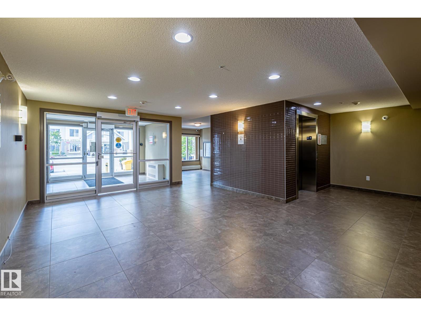 Photo 29 of 208 2204 44 Av Nw, Edmonton AB
