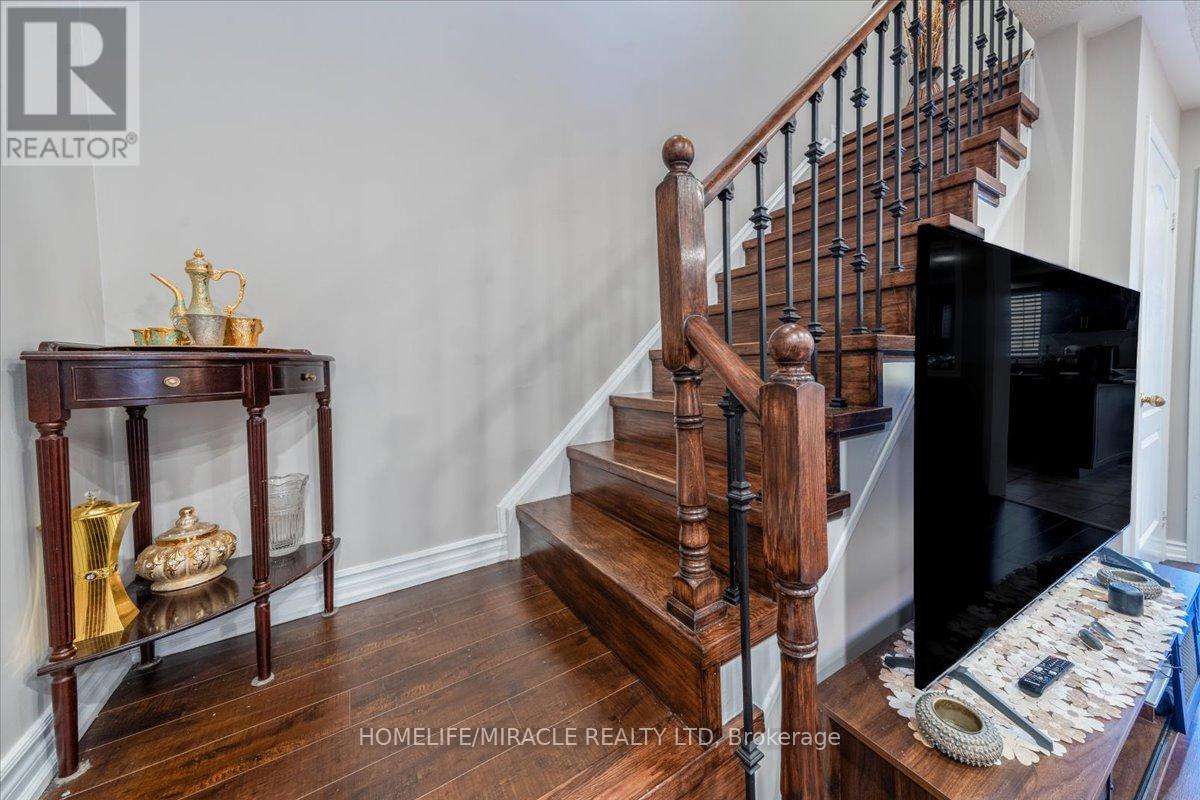 Photo 50 of 326 Albright Road, Brampton ON
