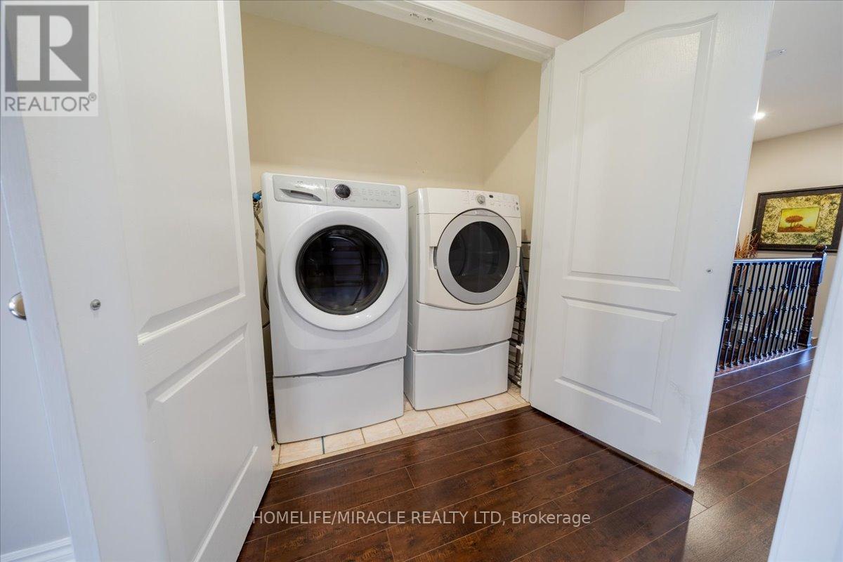 Photo 15 of 326 Albright Road, Brampton ON