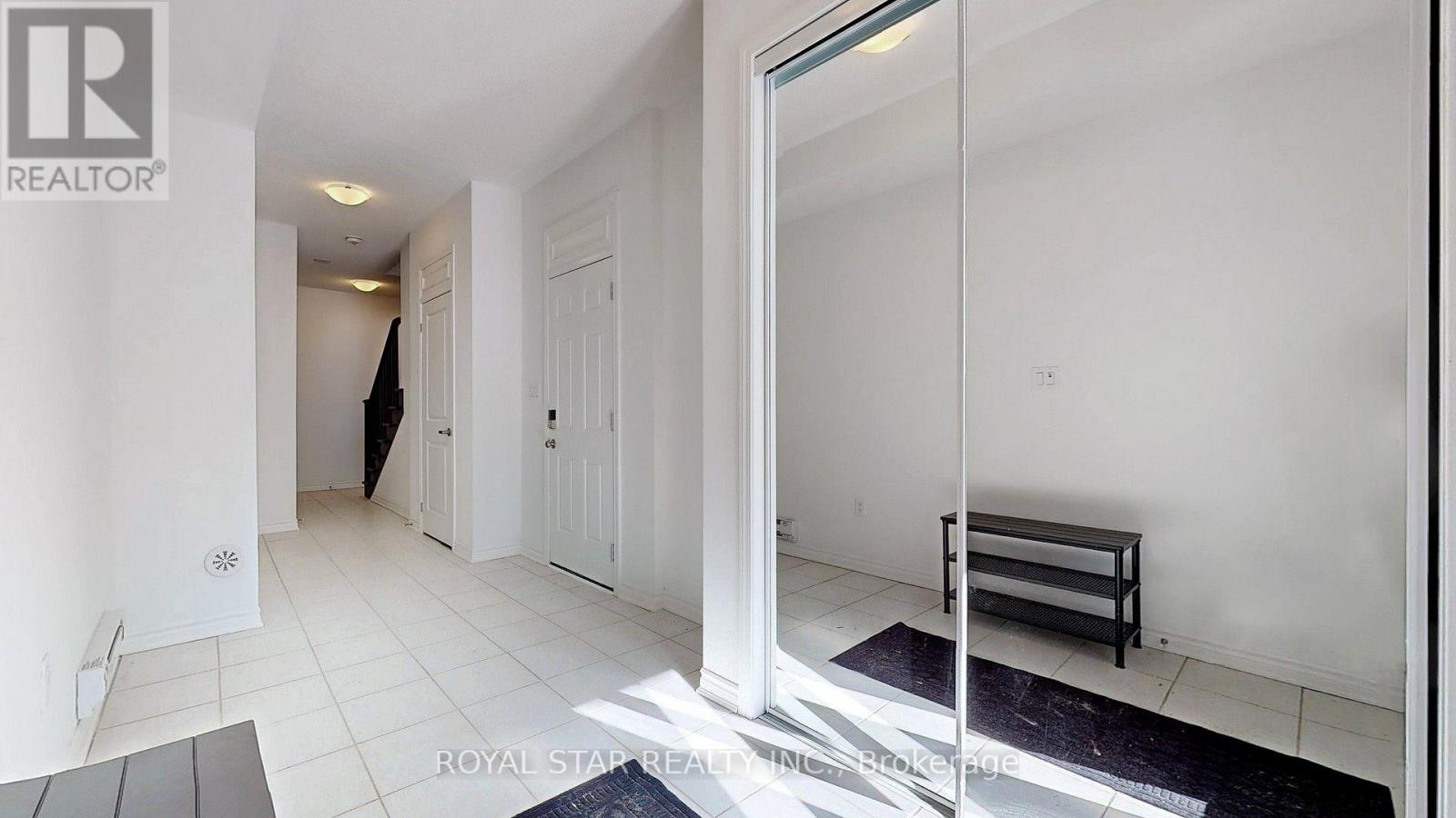 Photo 25 of 32 Melmar Street, Brampton ON