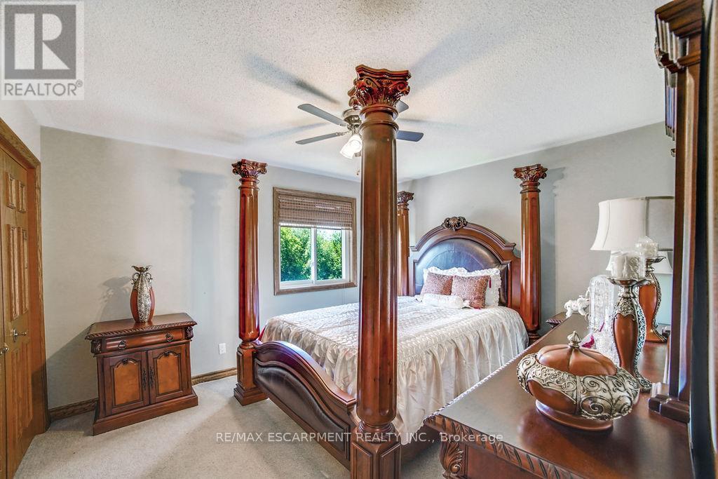 Photo 12 of 9 Lamb Court, Haldimand ON