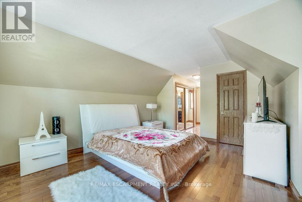 Photo 24 of 9 Lamb Court, Haldimand ON
