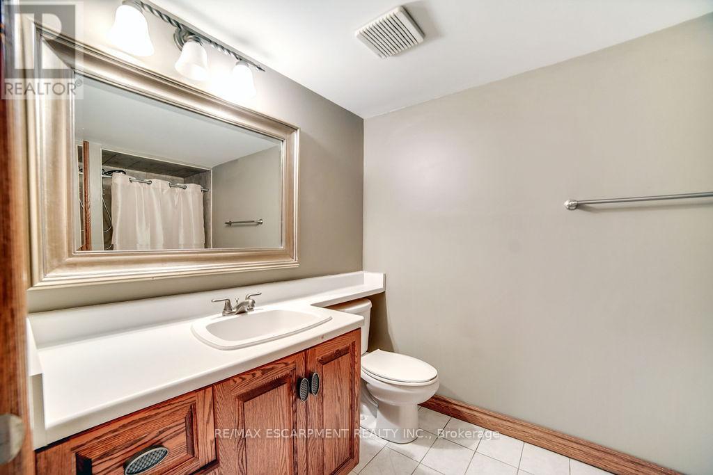 Photo 18 of 9 Lamb Court, Haldimand ON