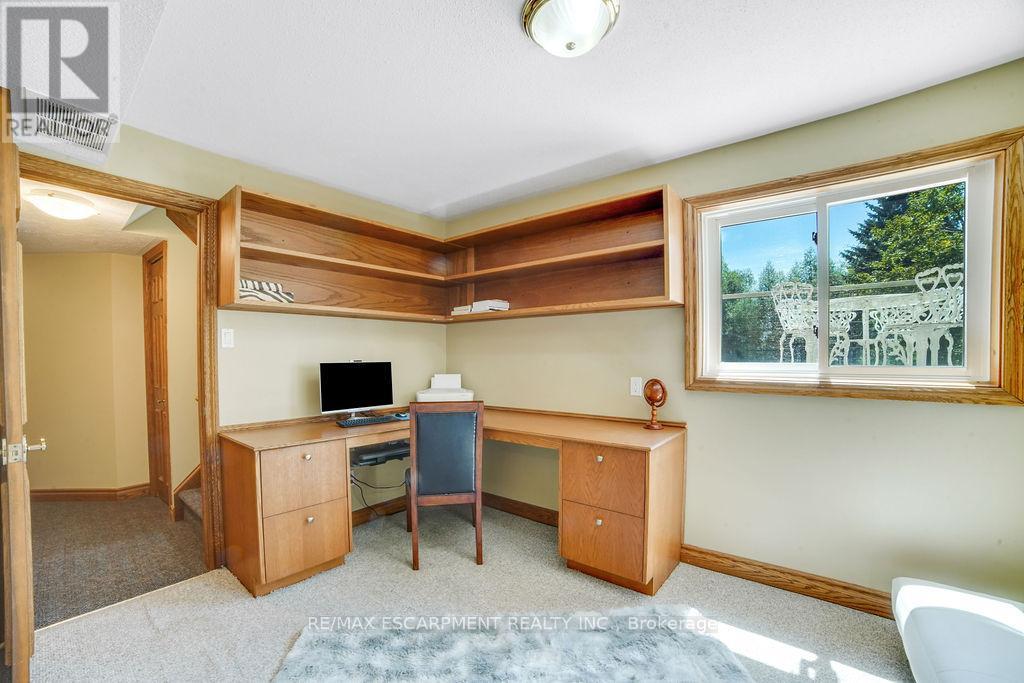 Photo 19 of 9 Lamb Court, Haldimand ON