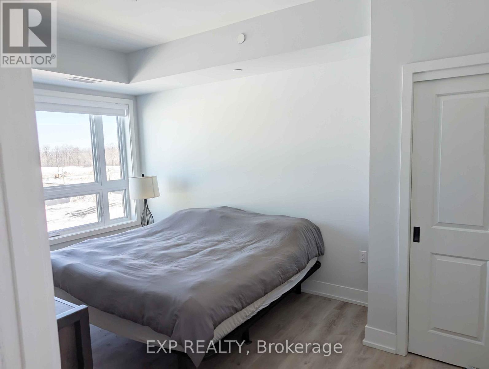 Photo 13 of 413 1350 Hemlock Street, Ottawa ON