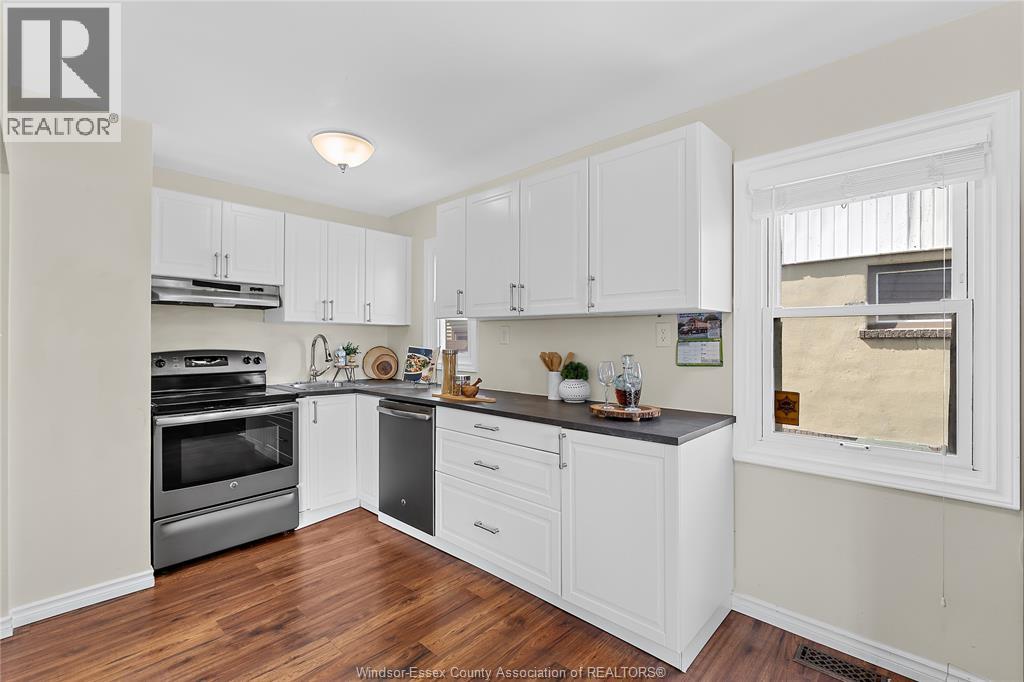 Photo 8 of 1673 Francois Road, Windsor ON