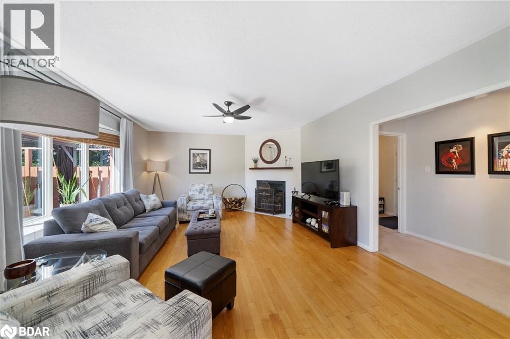 Photo 46 of 2725 Shering Crescent, Innisfil ON
