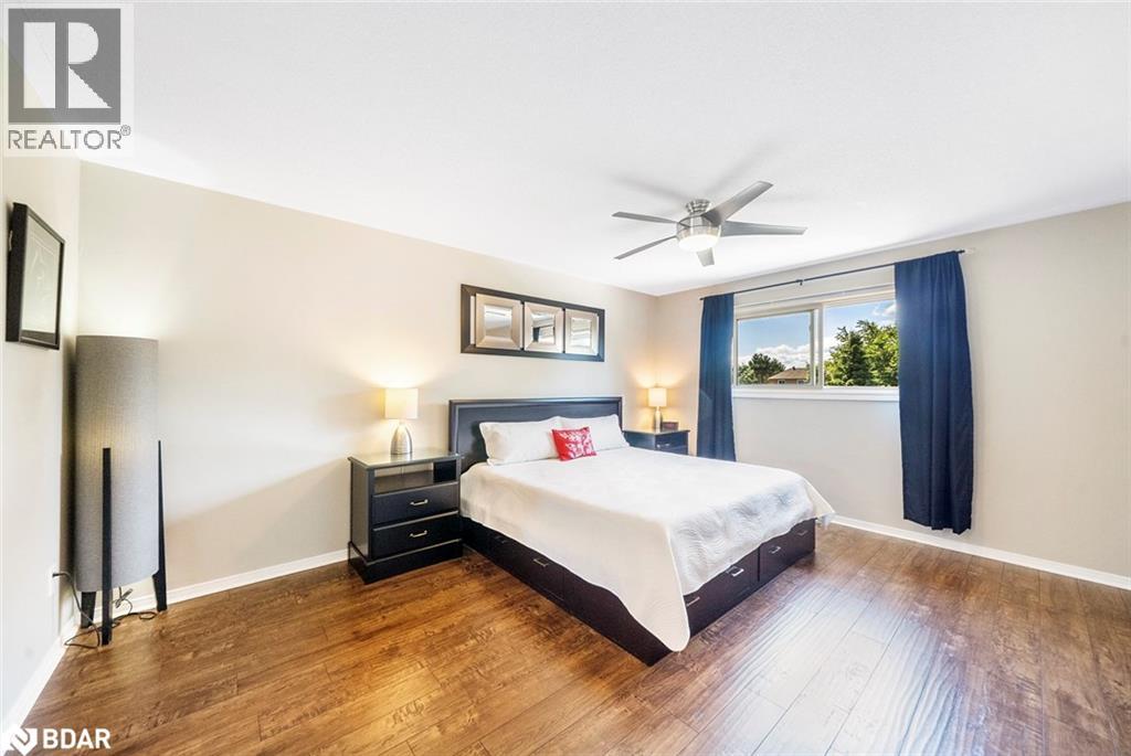 Photo 11 of 2725 Shering Crescent, Innisfil ON