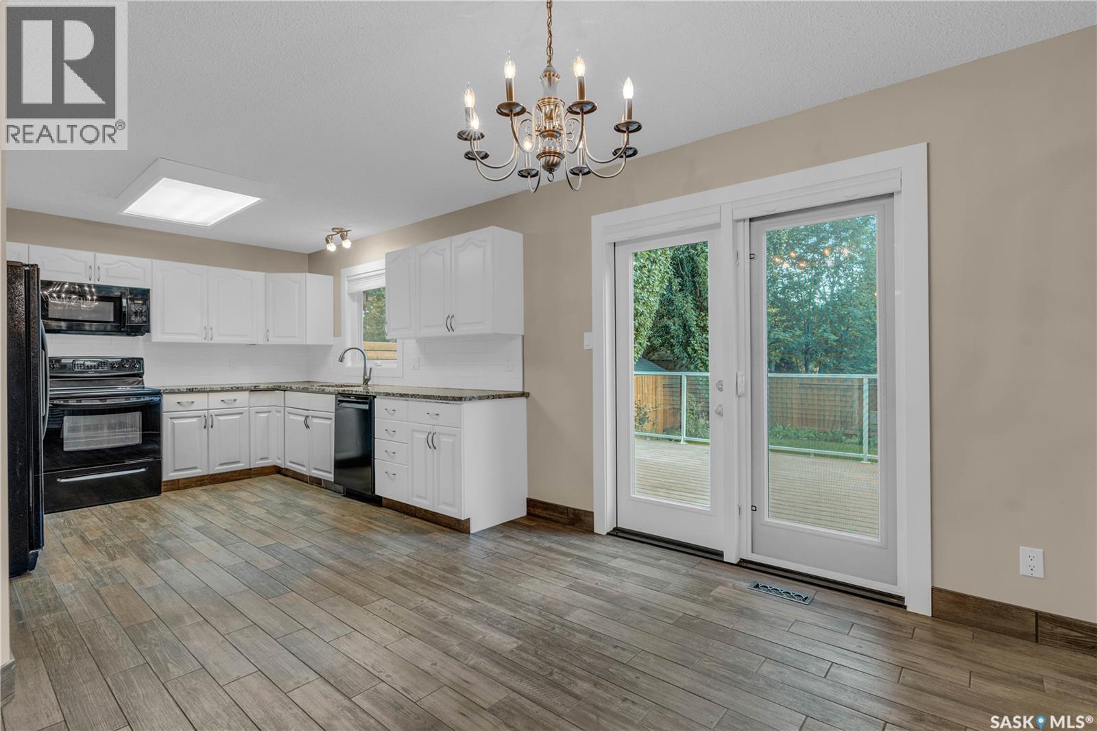 Photo 16 of 234 Wickenden Crescent, Saskatoon SK