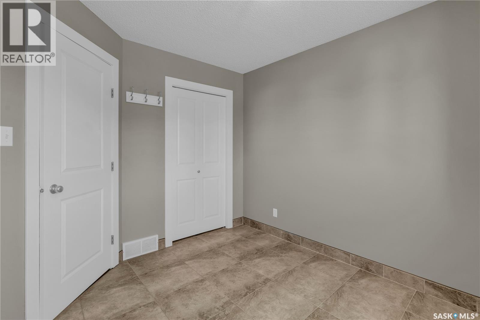 Photo 37 of 234 Wickenden Crescent, Saskatoon SK