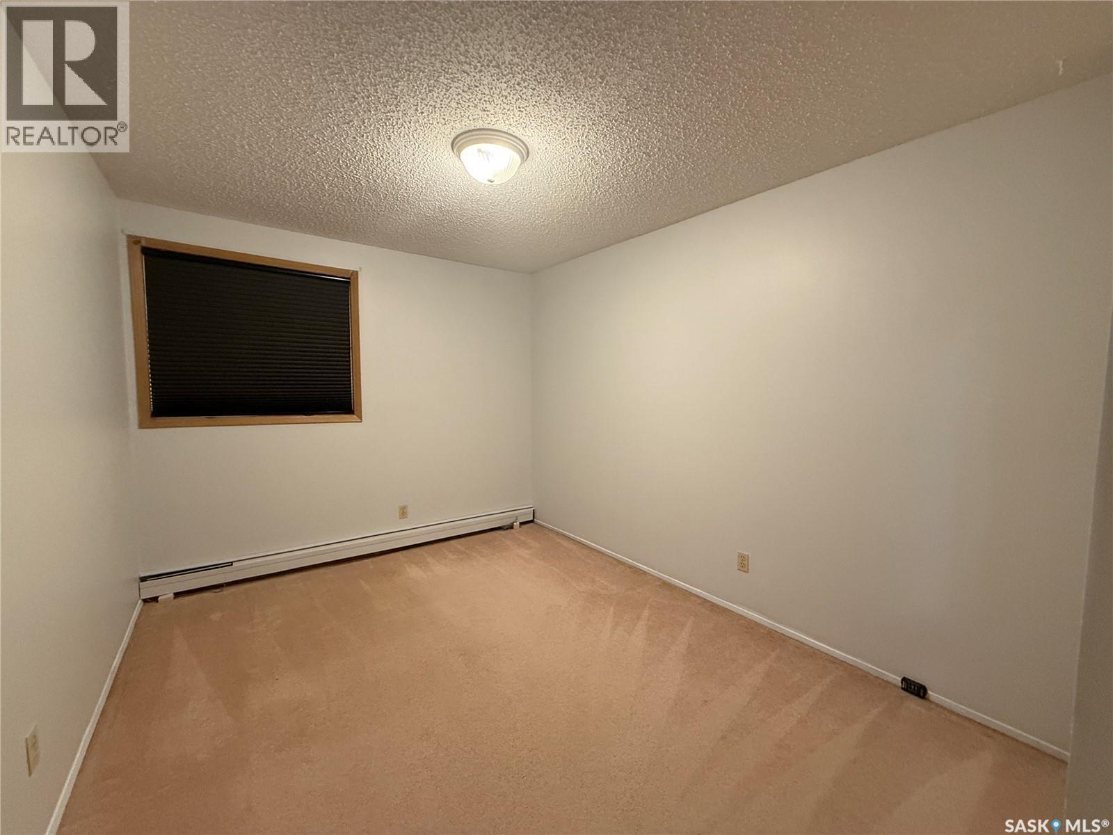 Photo 10 of 105 B 4040 8th Street E, Saskatoon SK