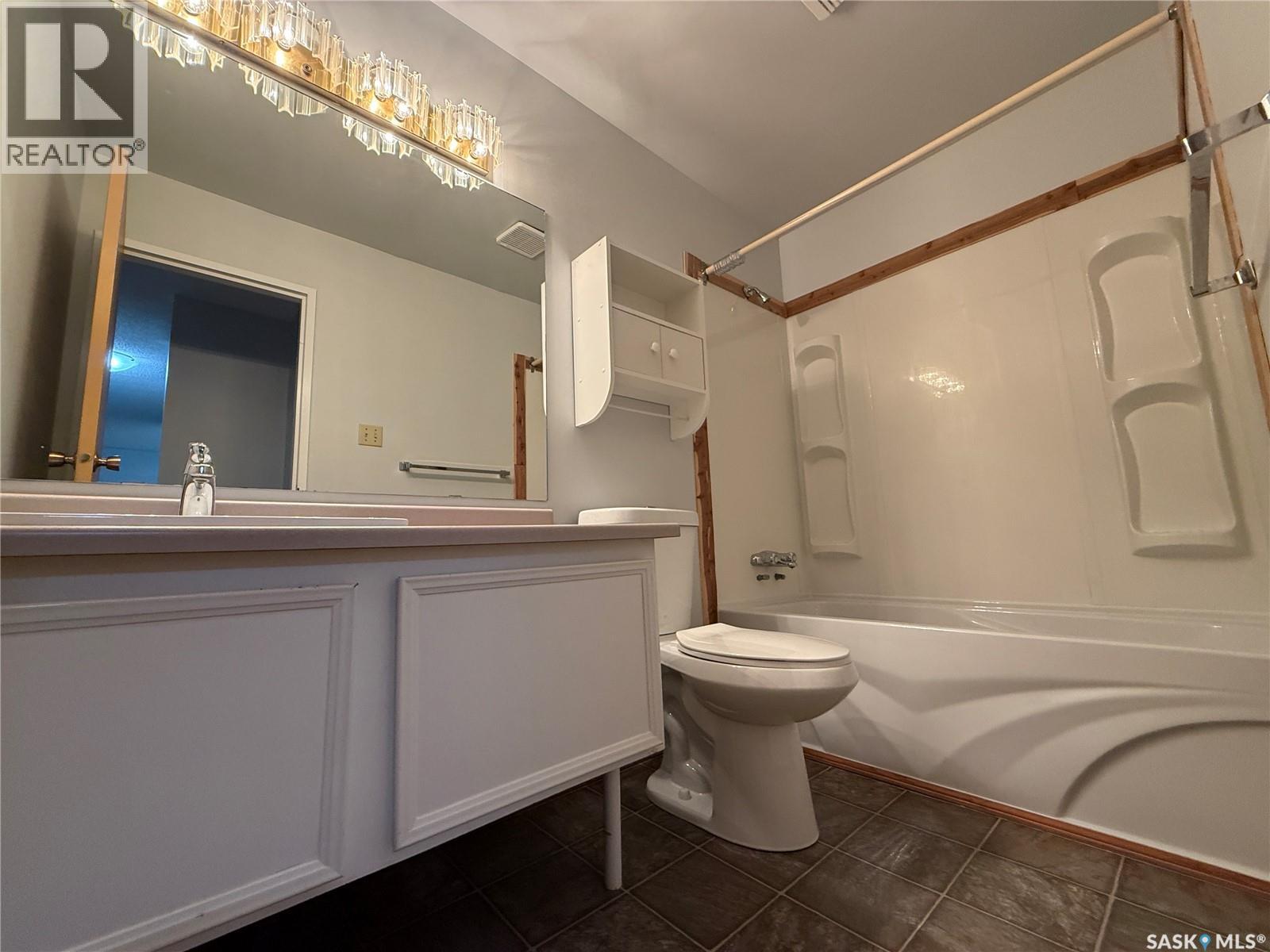 Photo 17 of 105 B 4040 8th Street E, Saskatoon SK