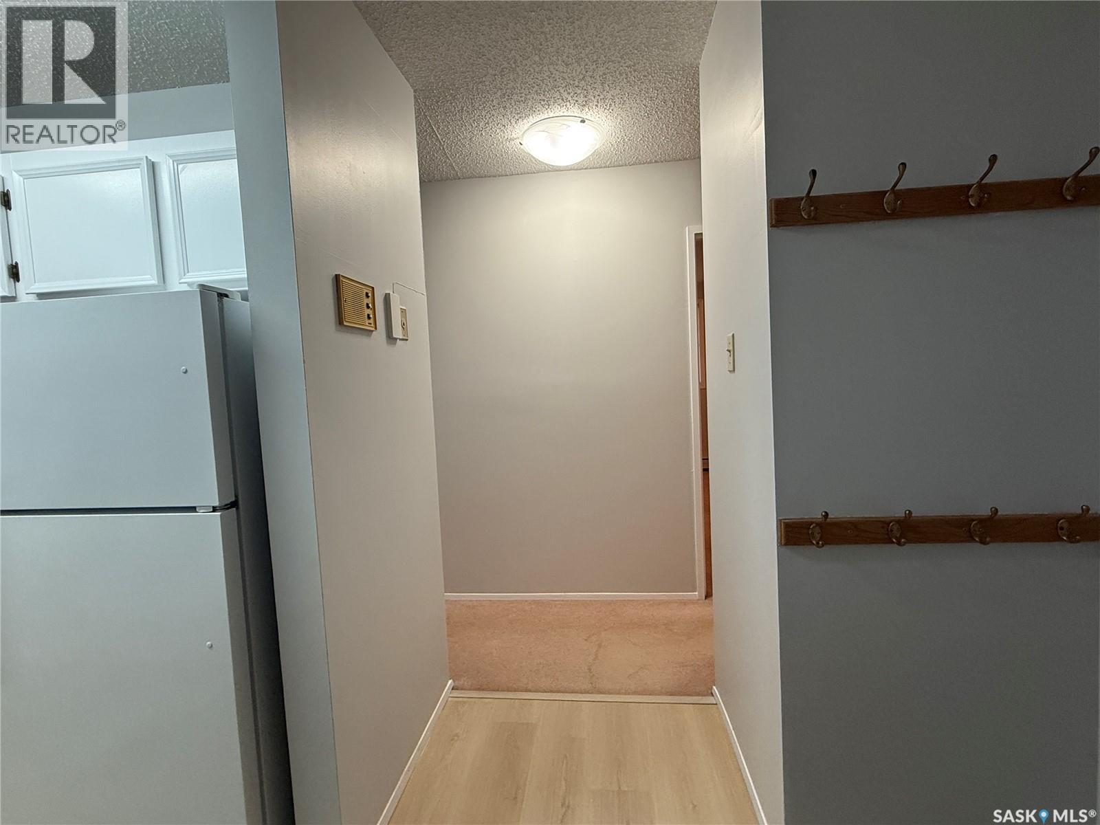 Photo 13 of 105 B 4040 8th Street E, Saskatoon SK