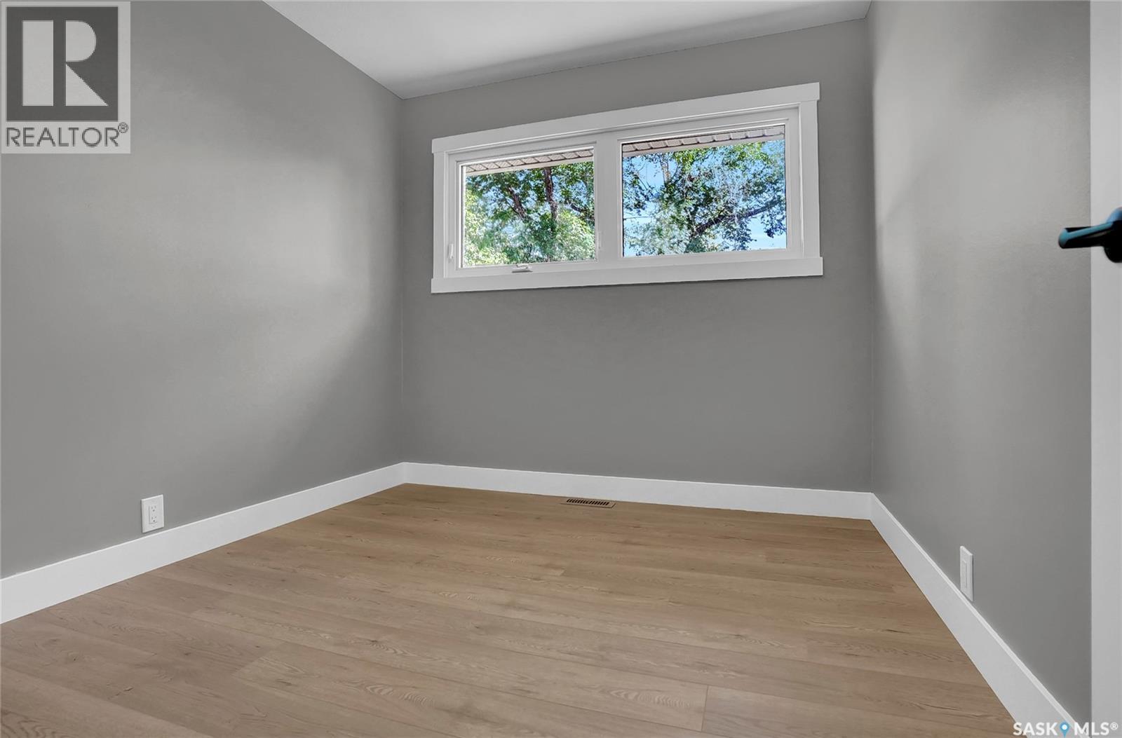 Photo 21 of 1143 13 Th Avenue Nw, Moose Jaw SK
