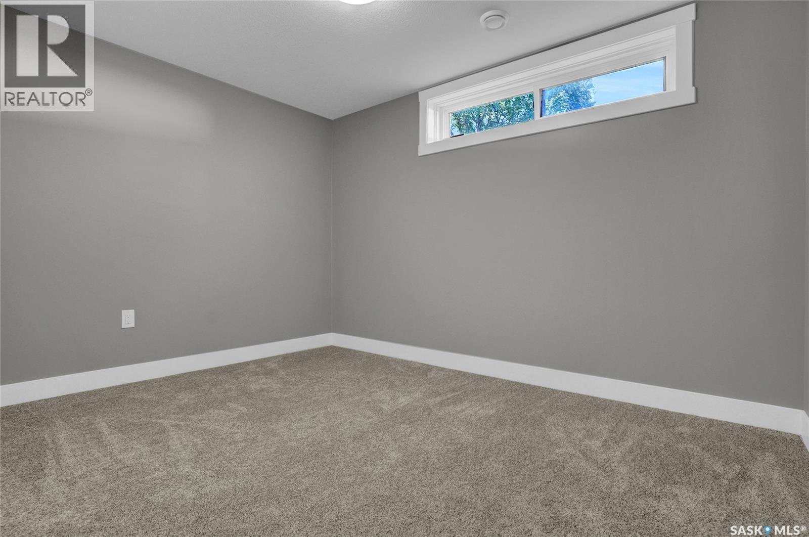 Photo 31 of 1143 13 Th Avenue Nw, Moose Jaw SK