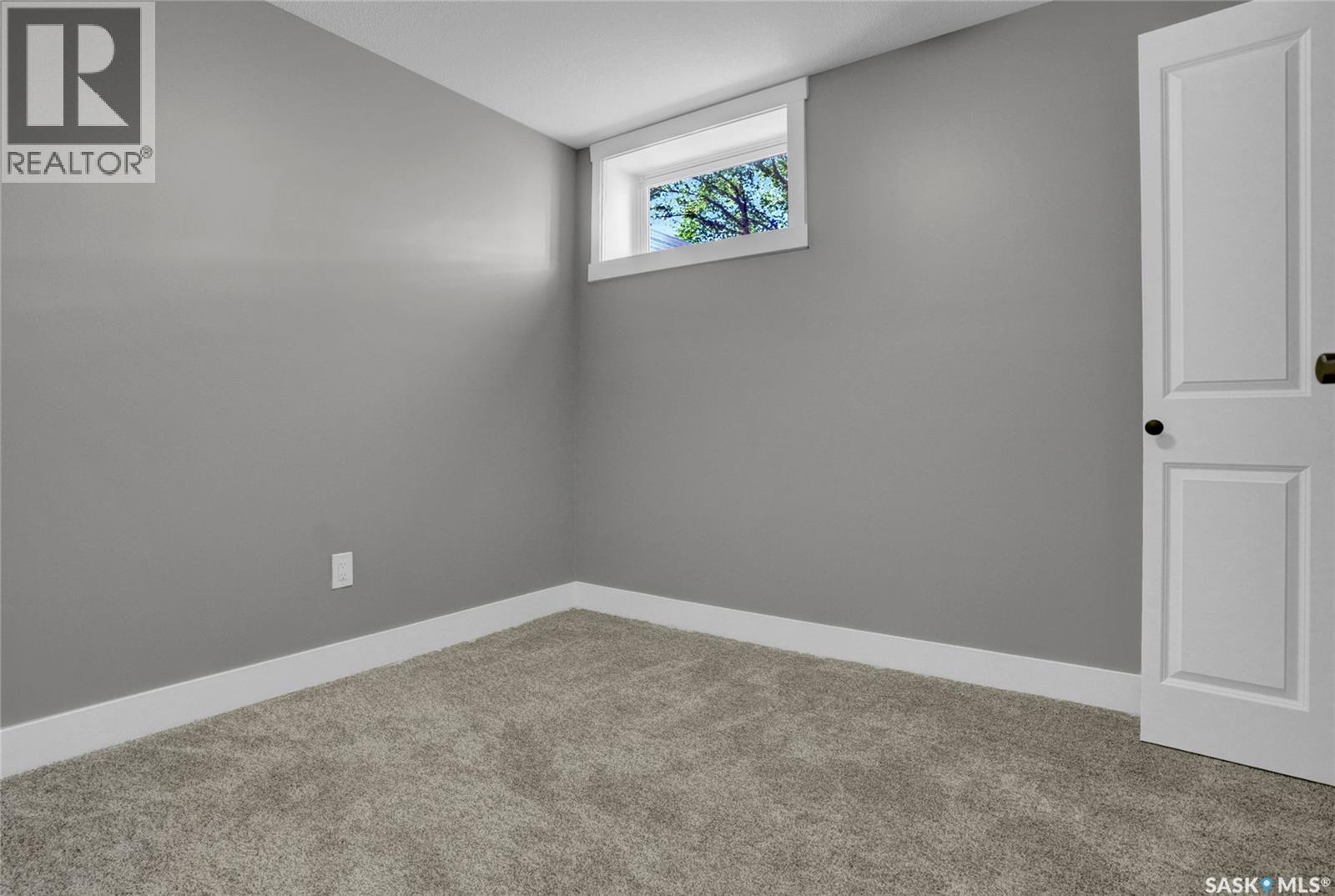 Photo 34 of 1143 13 Th Avenue Nw, Moose Jaw SK